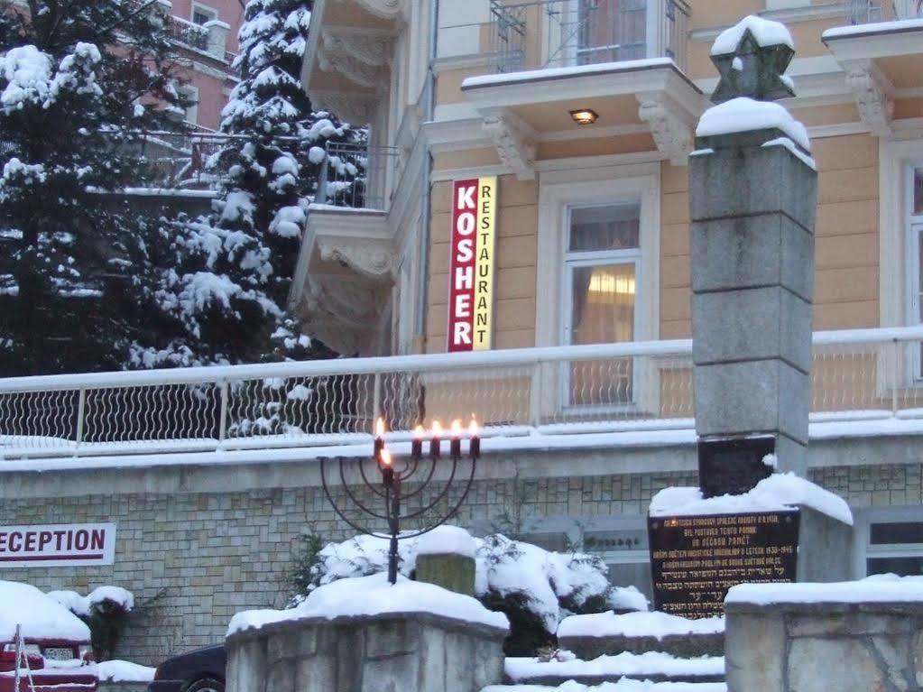 Lauretta Отель Карловы Вары
